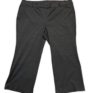 Lane Bryant Work Wear Pants Size 28S in Black and White